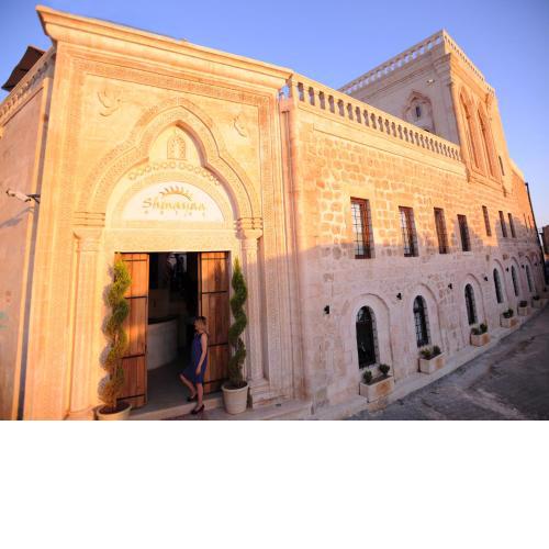 Shmayaa Hotel