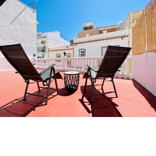 SHR024 Casa con gran terraza en el centro de Nerja