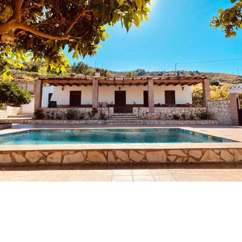 SHR031 Villa Lola with private pool and 3 bedrooms