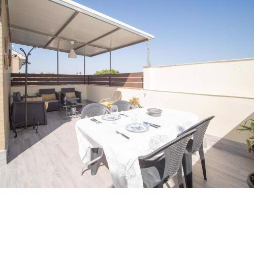 SibsSanlucar Cimbra18 Piscina Duplex Parking Familias