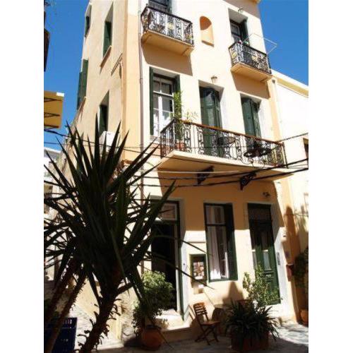 Silde Studios & Apartments