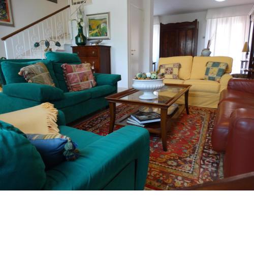 Silenzi Holiday Home