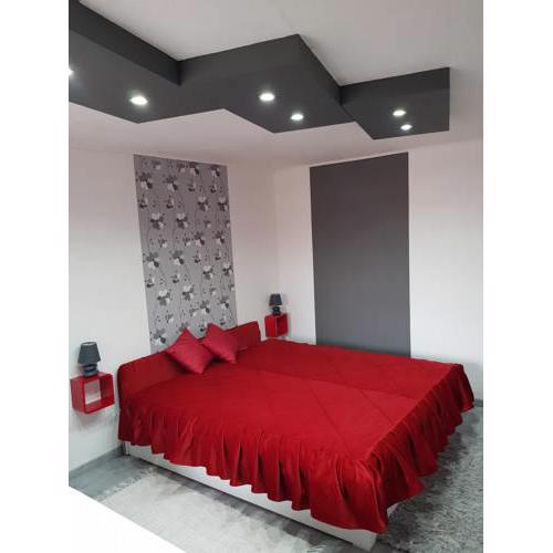 Silver Apartman