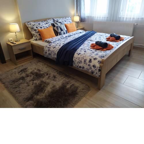 Silver Apartman