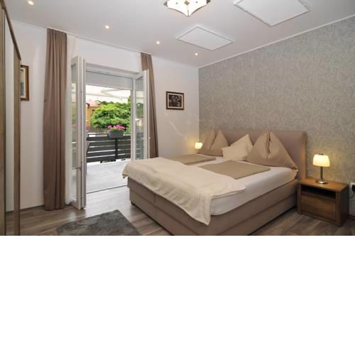 Silver Beach Apartments