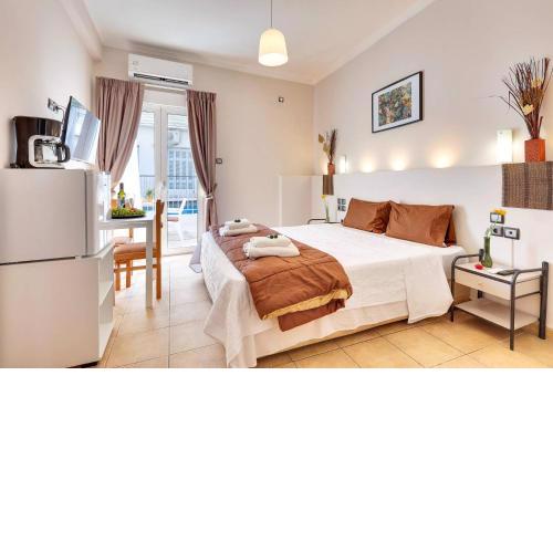 Silver Hotel Athens Double Room with Balcony
