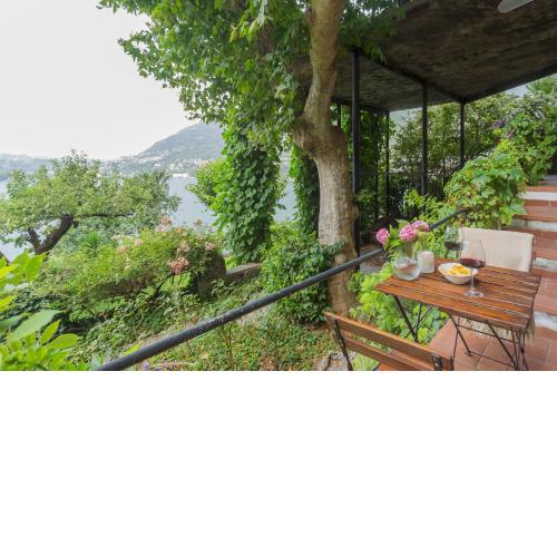 Simons Apartment with Amazing View