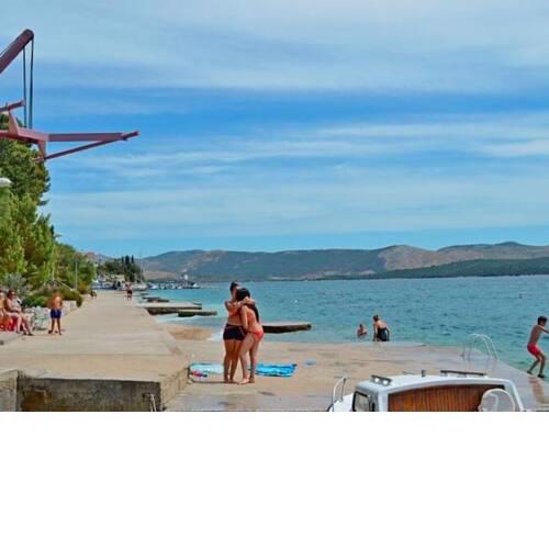 Simplistic Apartment in Šibenik near Sea Beach