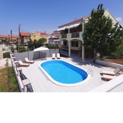 Simplistic Apartment in Zadar with Private Swimming Pool