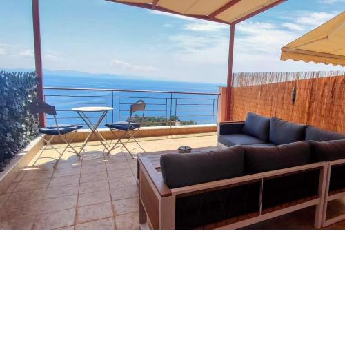 Simply Meraki Gytheian apt with Panoramic Sea View