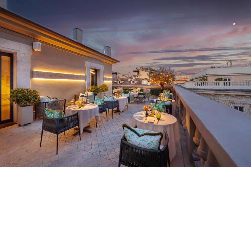 Singer Palace Hotel