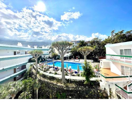 Single Studio E with Wifi, balcony, swimming pools