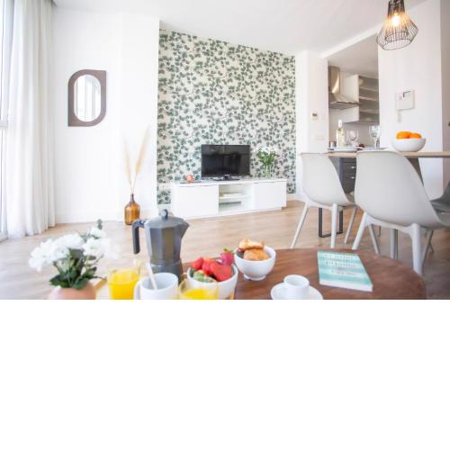 SingularStays Mar44
