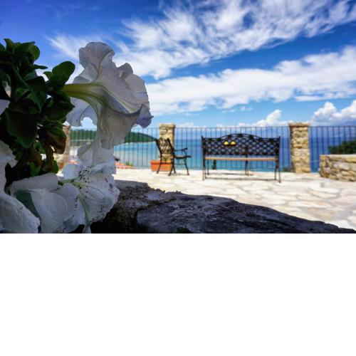 Sirios Apartments