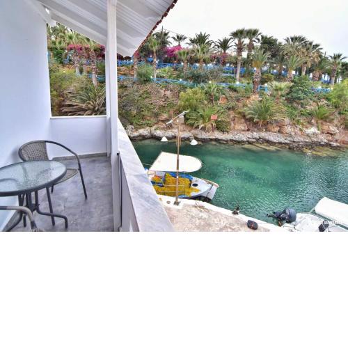 Sisi seaview apartments