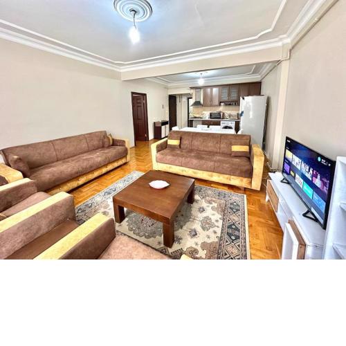 Sisli 2+1 Near Osmanbey Metro With Wallk 6 Minute