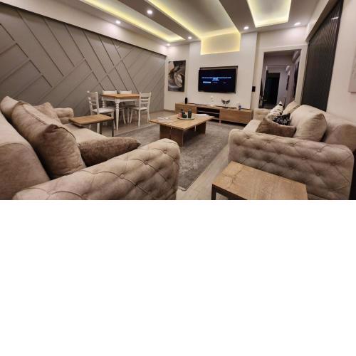 Şişli Center Luxury Renovated 2+1 B 1