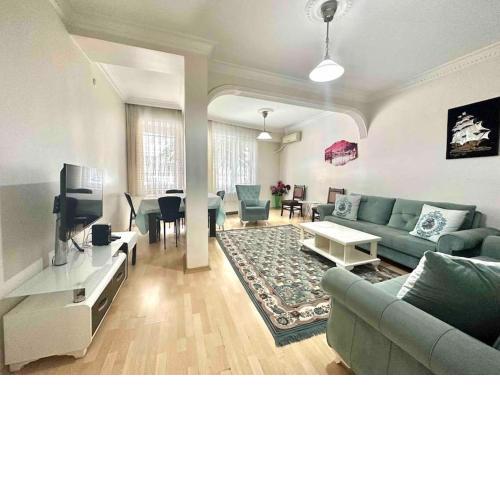Sisli Center Sıracevizler Street 3 Room Cozy With Big Garden