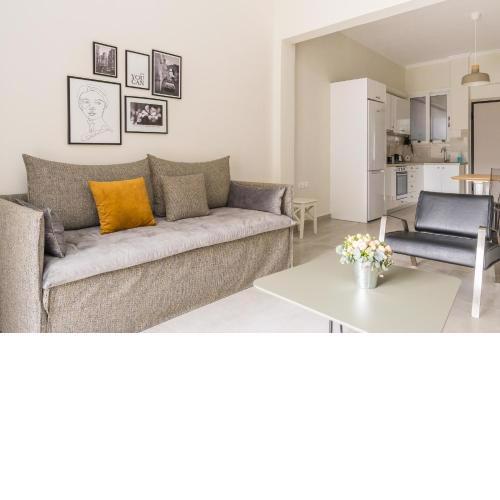 Sissy apartment