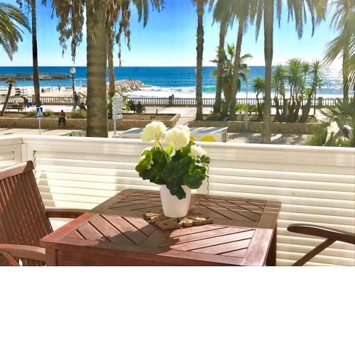 Sitges Seafront Ribera Apartment