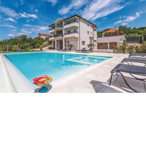 Six-Bedroom Holiday Home in Glavina Donja