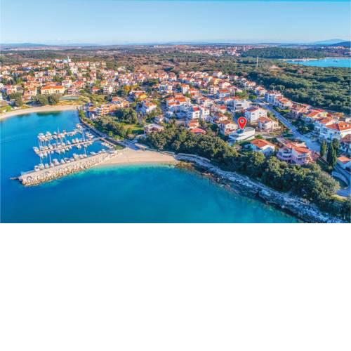 Six-Bedroom Holiday Home in Pula