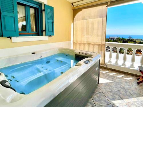 Skarmoutsos Holiday Home