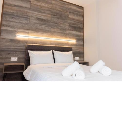 SKG Premium Suite