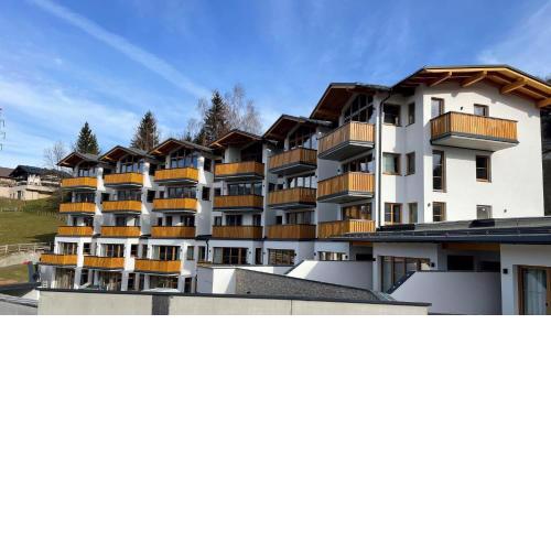 Ski- und Sonnenresort Alpendorf by AlpenTravel