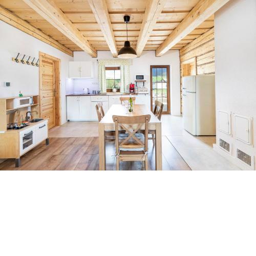 Ski & Hiking Apartments