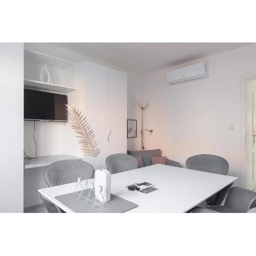 Skolska Winter Terrace apartment