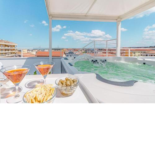 Skyfive Water Apartment