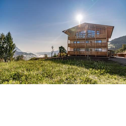 Skylodge Alpine Homes