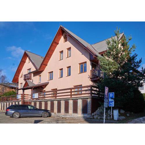 Slunný a vzdušný Apartmán Astra