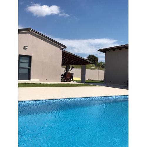 Small house Tia with pool