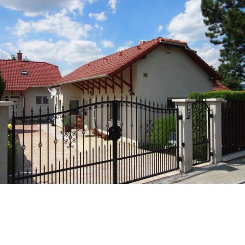Small Lodge
