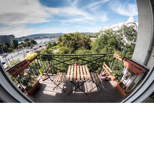 Small Paris - Danube panorama