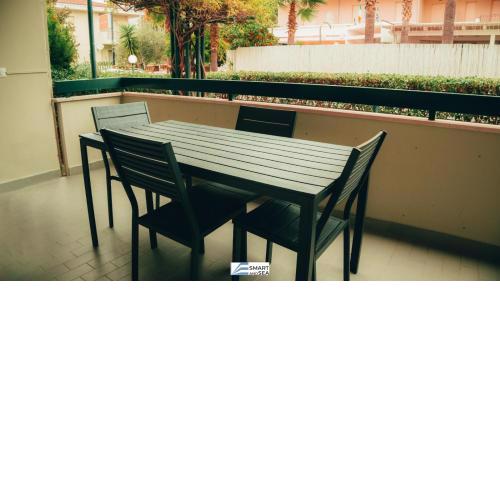 Smart and Sea Gardens