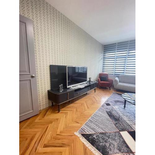 Smf Suites 2+1 5 Luxery Flat Good Location