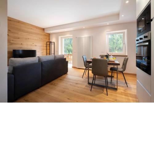 SnowLake Suite & Apartment