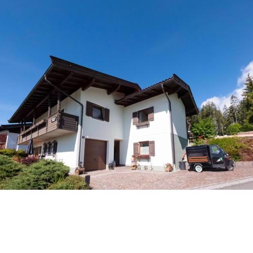Snug apartment in St Johann in Tyrol with terrace