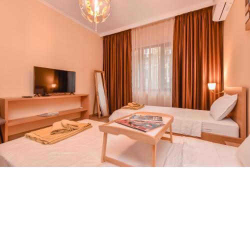 Sofia Dream Apartment - The Library - 3-BDR, 2-BTHR