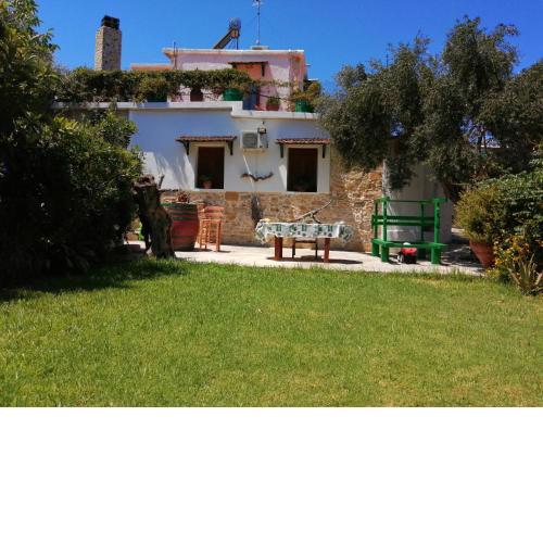 Sofiana Traditional Villa with swimming pool