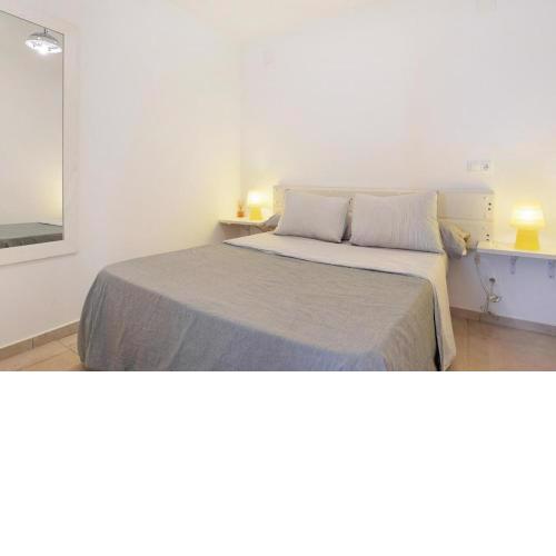 SOL - Solo Familias o Parejas -55m2 - No grupos