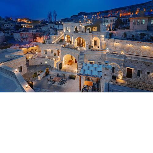Solem Cave Suites