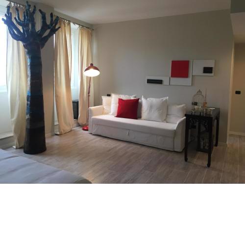 So&Leo Guest House