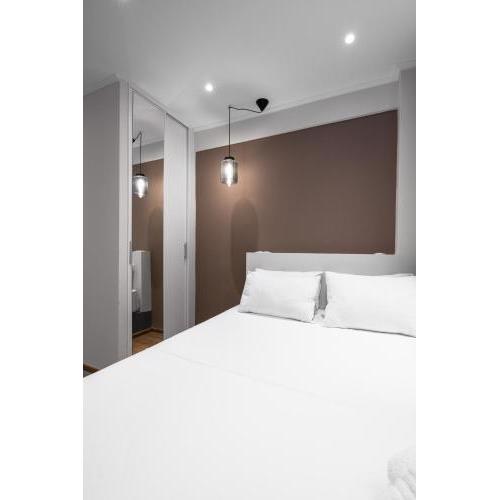 Solo Apartments, The Luxury Suites