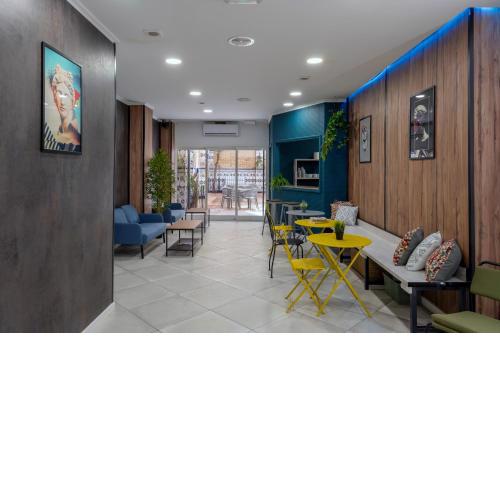 SOM Hostel
