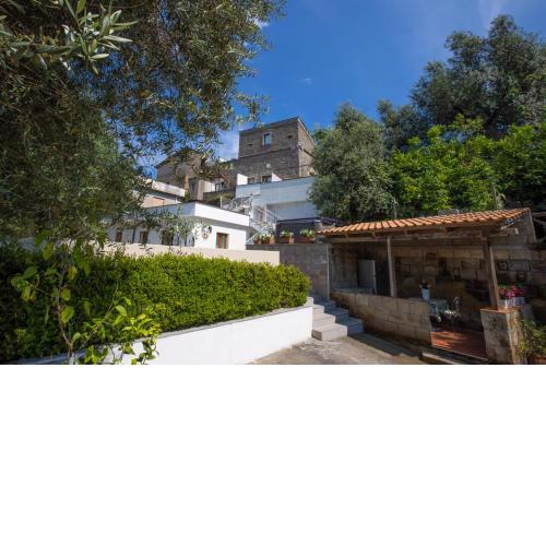 Sorrento Villa with Pool and Amazing Views