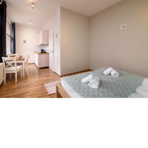 Soukenicka Apartcomplex Brown Leather & Cozy CZPRSK69